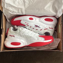 Reebok Solution Mid