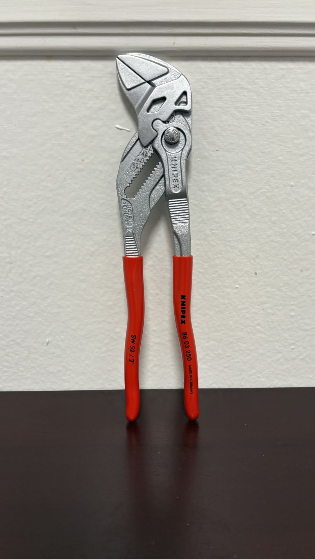 New - Knipex Adjustable Wrench 10”in