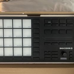 Native Instrument Machine Mikro MK3