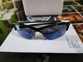Oakley sunglasses unisex