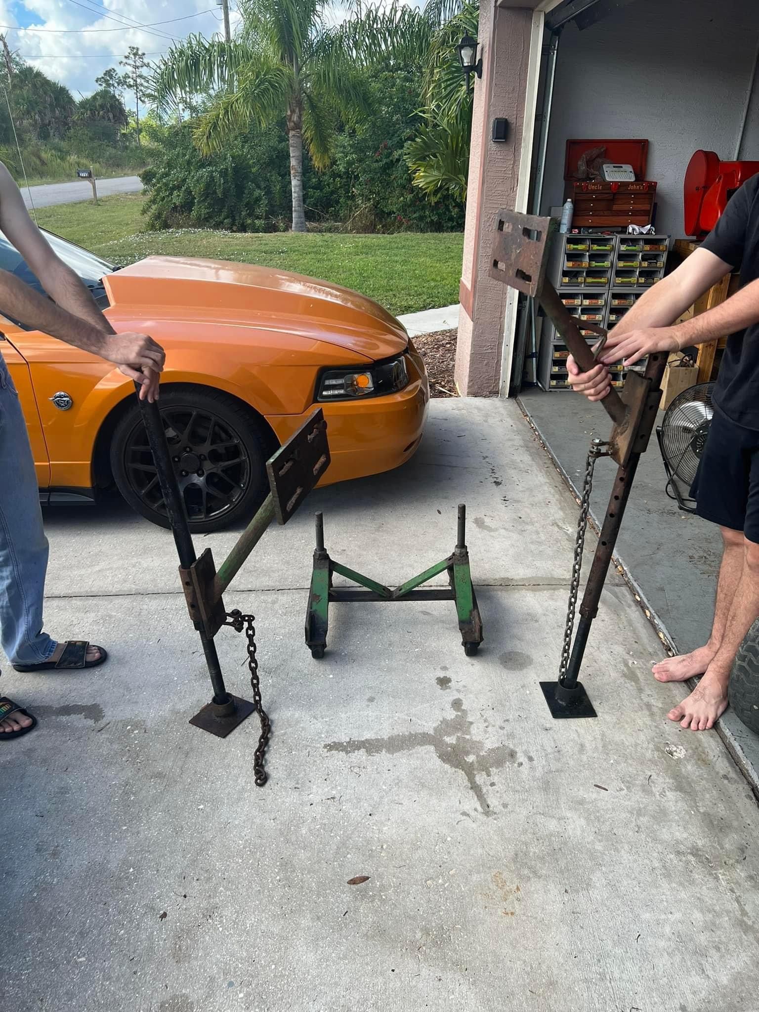 Tractor Splitting Stands