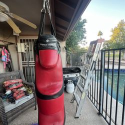 Punching/Boxing Bag - 100 Lbs