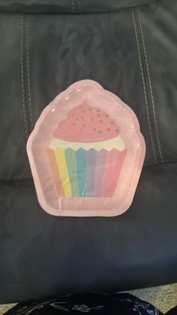 New Sealed Clemente Paper Inc. 16 Count Dessert Cake Food Plates Cupcake Design Birthday Party