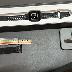 Apple Watch Series 3 38mm Nike+ Sport Edition Space Gray (Read Description)