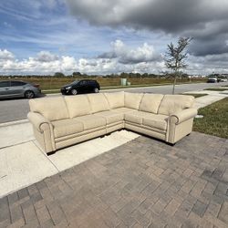 Free Delivery- Kevin Charles 4-Piece Sectional Couch