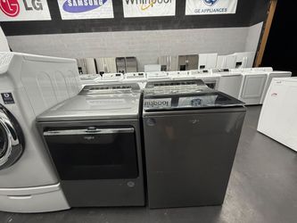 Whirlpool Washer and Dryer Set