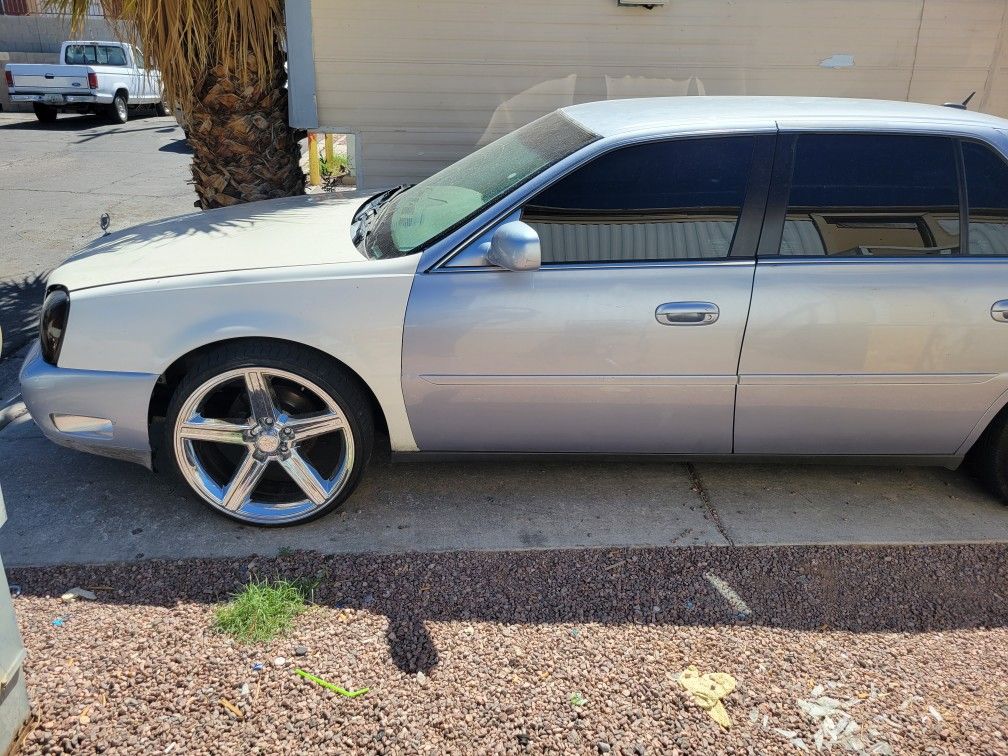05 Deville Clean Title Runs