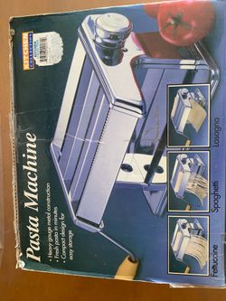 Pasta machine