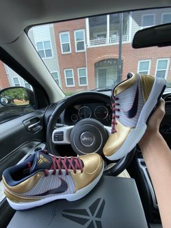 **SOLD**KOBE 4 GOLD MEDAL BRAND NEW SIZE 11.5