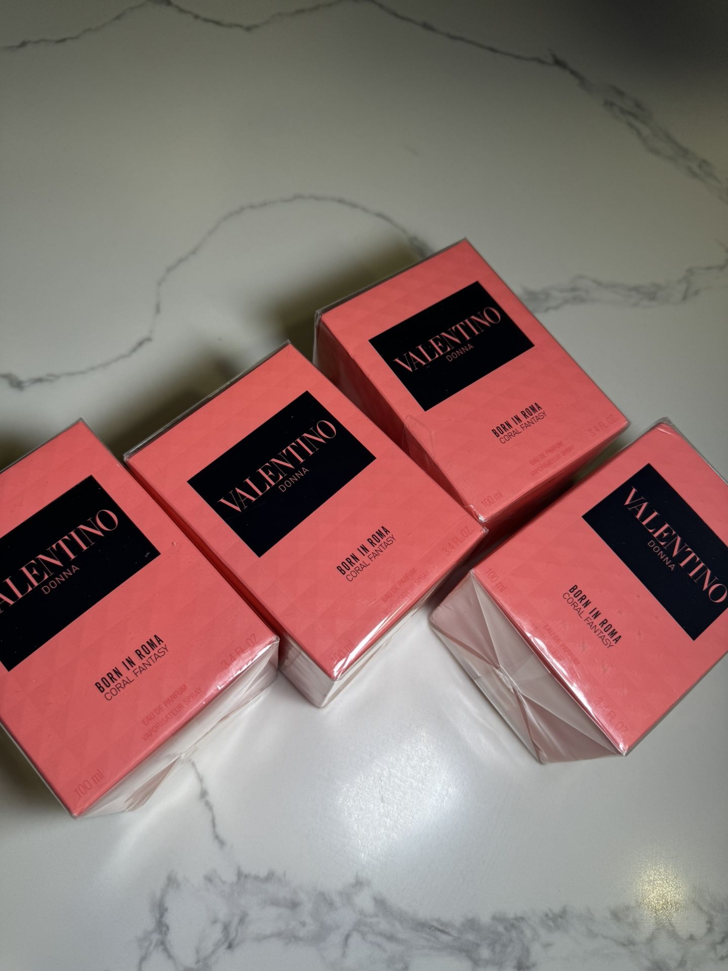 Valentino Donna Born in Roma Coral Fantasy Perfume