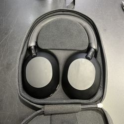 Sony Bluetooth Headphones (845922-1)