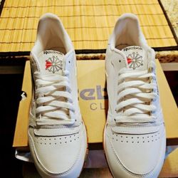 Brand New Men’s Classic Reebok