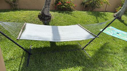 Sun bed swing