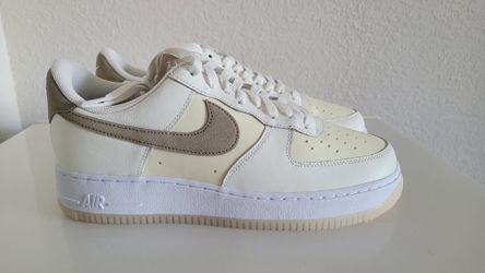 Men's Nike Air Force 1/Low '07 LV8 sz. 9