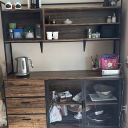 Buffet Table + Hutch