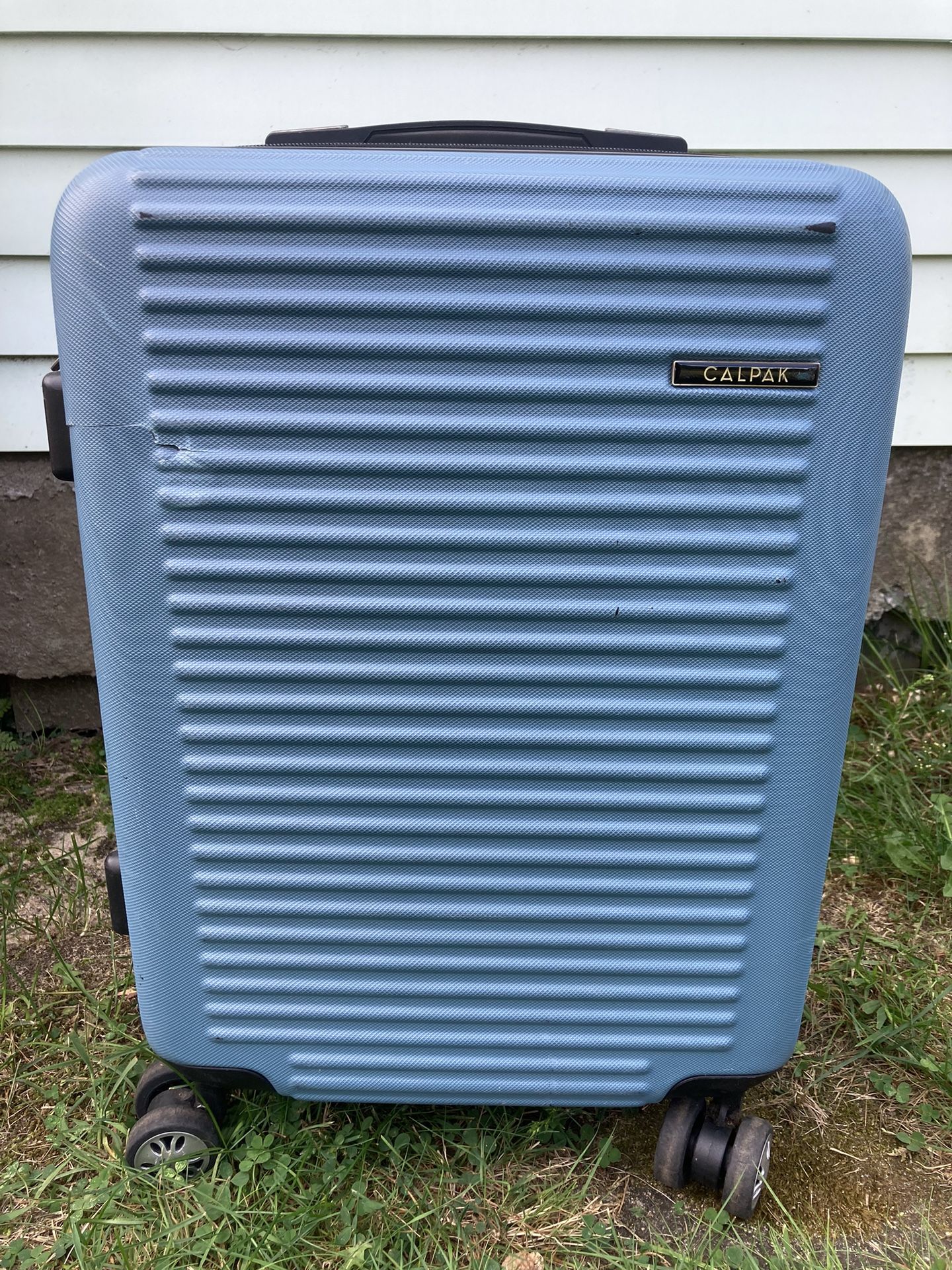 CALPAK High end carryon