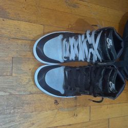NIKE W Air Jordan 1 Retro High OG Black White Medium Gray Size 11.5 Women