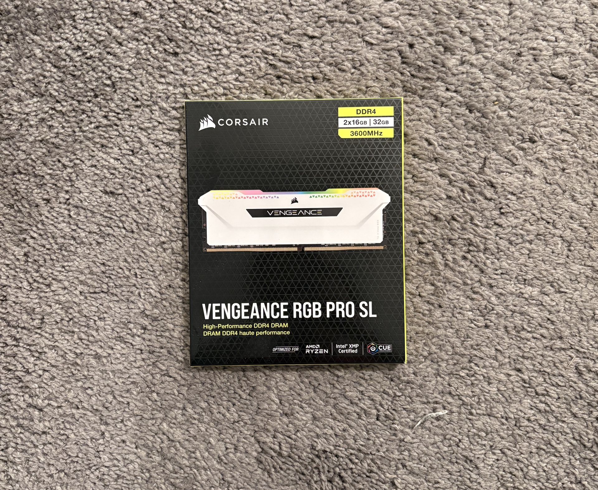 CORSAIR - VENGEANCE RGB PRO SL 16GB (2x8GB) DDR4 3200MHz C16 UDIMM Desktop Memory - White