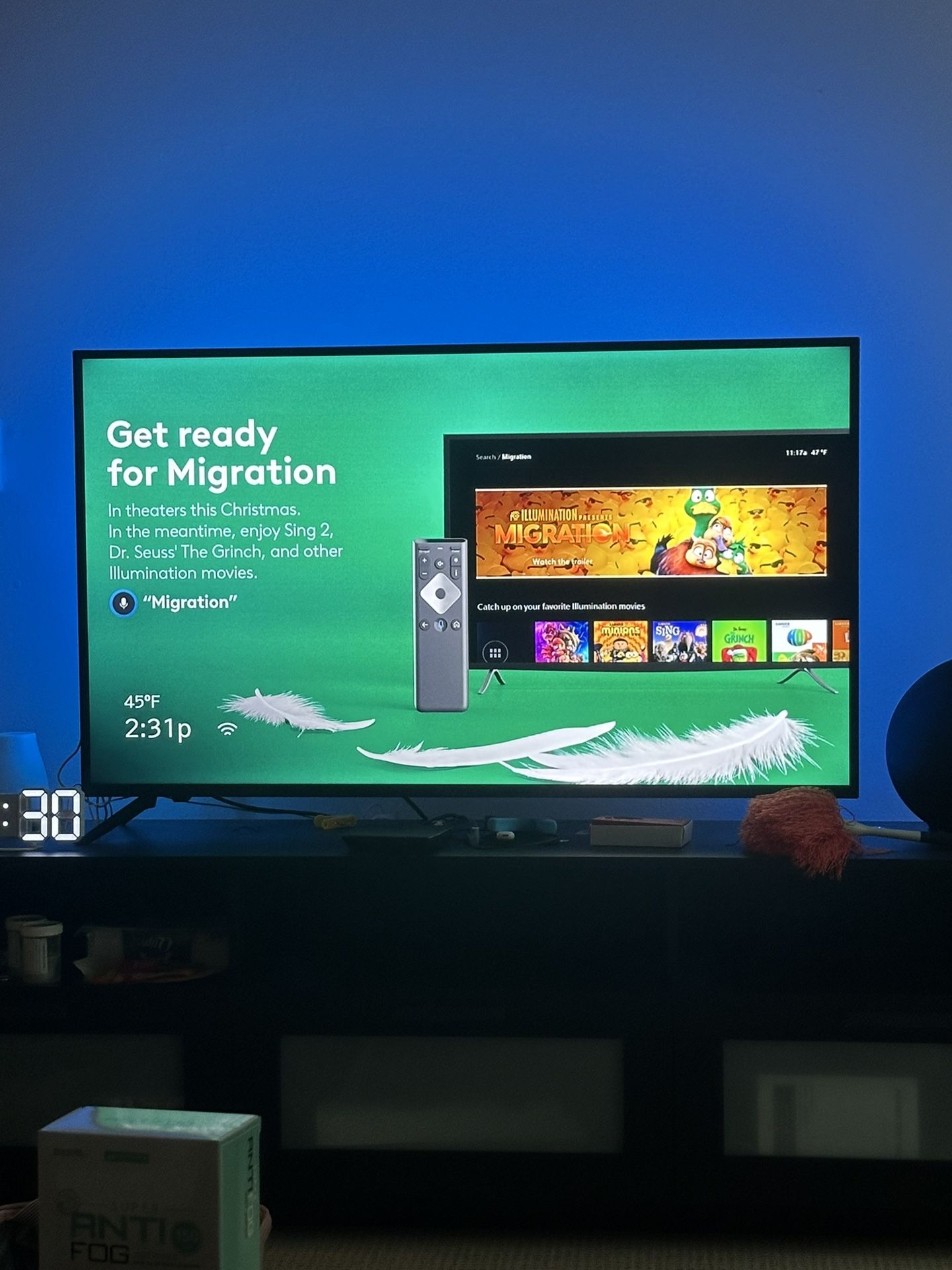 INSIGNIA 55” LED HD TV with 16 color changeable light strips