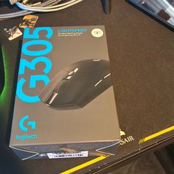 Black Logitech G305 Lightspeed gaming mouse