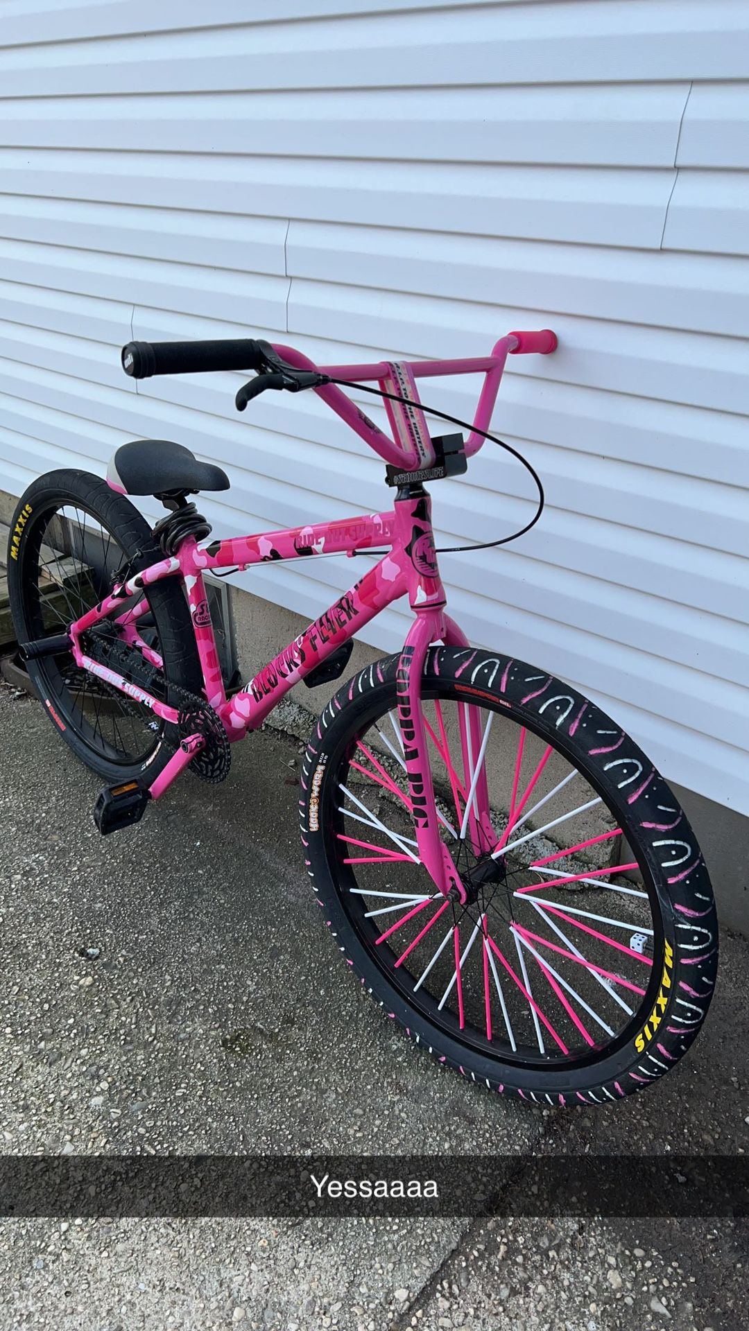 26 Inch Pink Camo, Blocks Flyer, Se Bike for Sale in Deer Park, NY