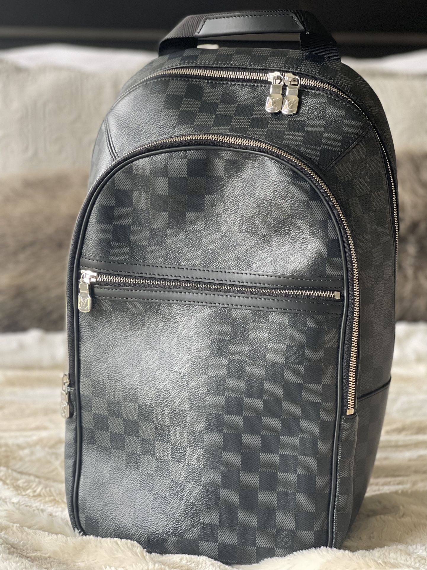 Mens Louis Vuitton Damier Backpack for Sale in Charlotte, NC - OfferUp