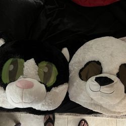 Stuffed Animal Heads Cat And Panda 
