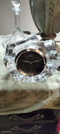 Glass clock