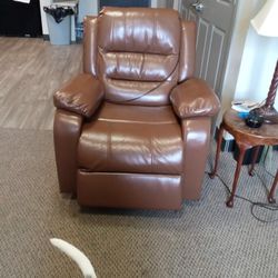 Brand New Automatic Recliner With Remote 