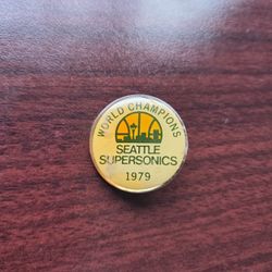 Xmas...Seattle Super Sonics champion pin (s.hill)