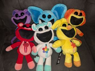 Official smiling critters plushies