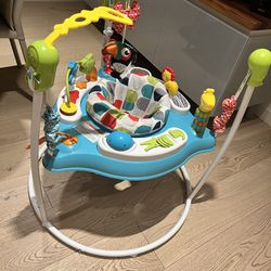 Fisher-Price Jumping Jungle Jumperoo 