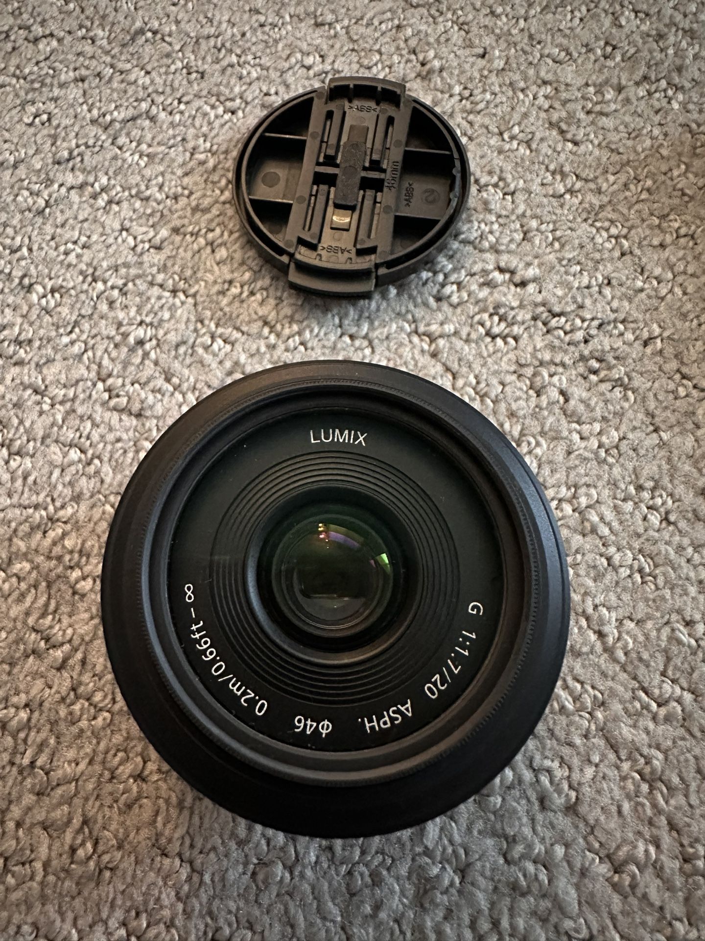 Lumix H H020 20mm 1.7 lens + 3 Filters + Sling Follow