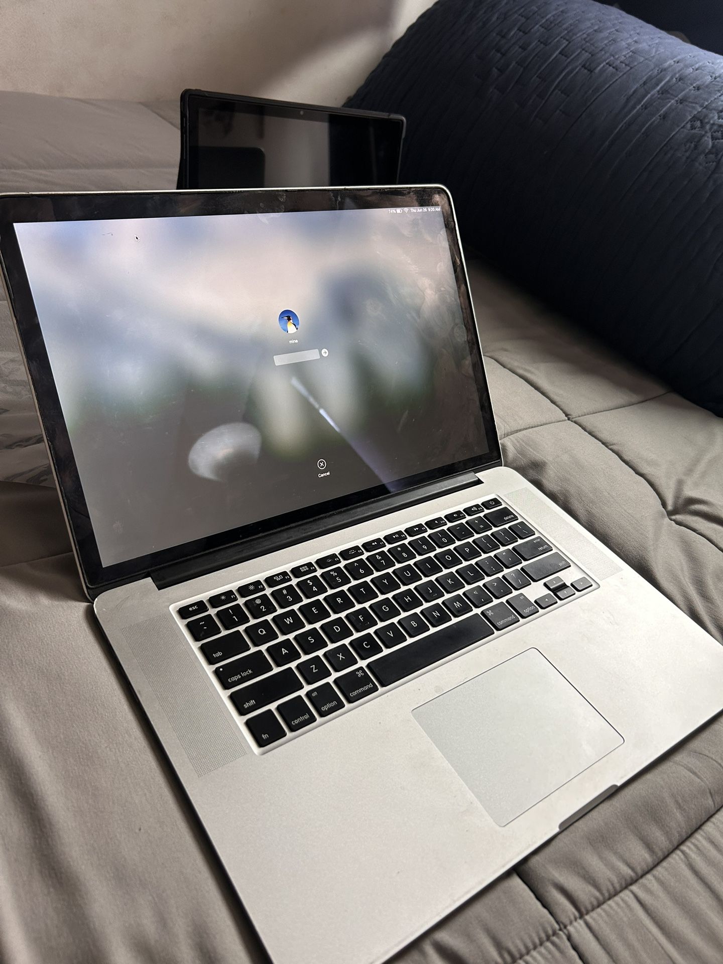 Mac Book