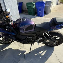 2013 Suzuki GXS-R750