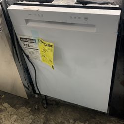 LG 24 In White Front Control Dishwasher 