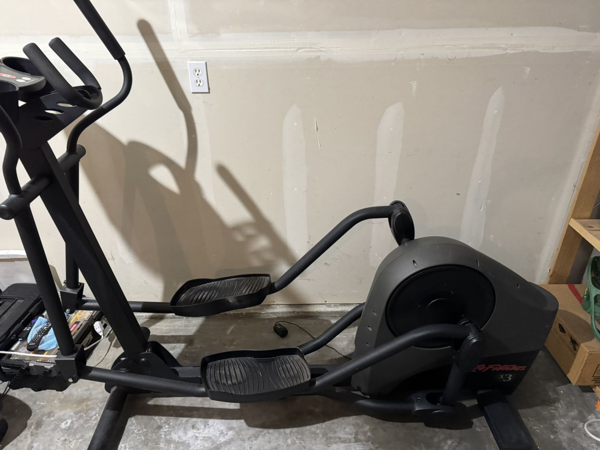 Life Fitness X3 Elliptical Machine - $350 or Best Offer
