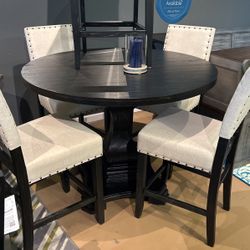 Counter High Table With 4 Chairs