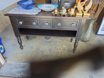 Sideboard/Entry Table
