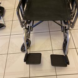 Wheelchair with elevated footrest 