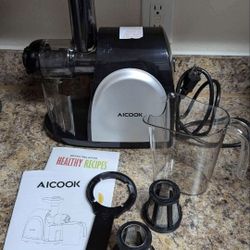 Slow Juicer - Used ONCE! 