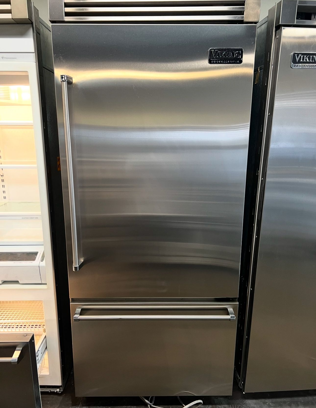 Viking 36” Stainless Steel Built In Refrigerator Bottom Freezer
