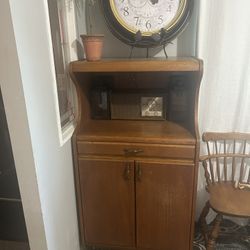 Old Microwave Stand/bar