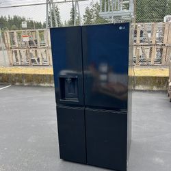  LG Side By Side Refrigerator 27 Cubic Feet