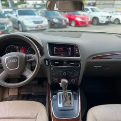Audi Q5  2010