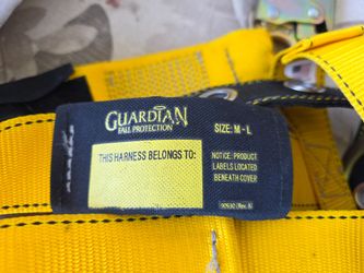 Guardian fall protection full body harness with lanyard