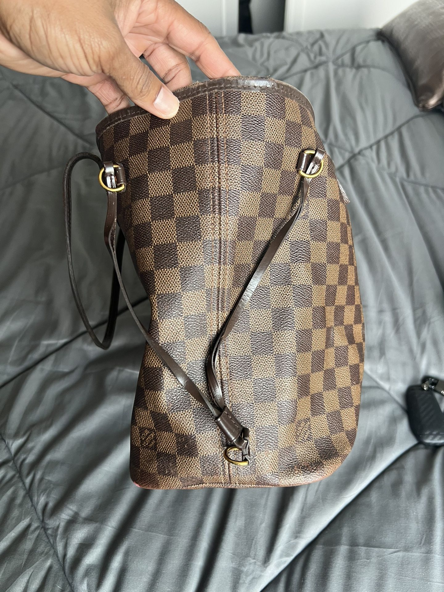 Louis Vuitton Favorite MM for Sale in Chino Hills, CA - OfferUp