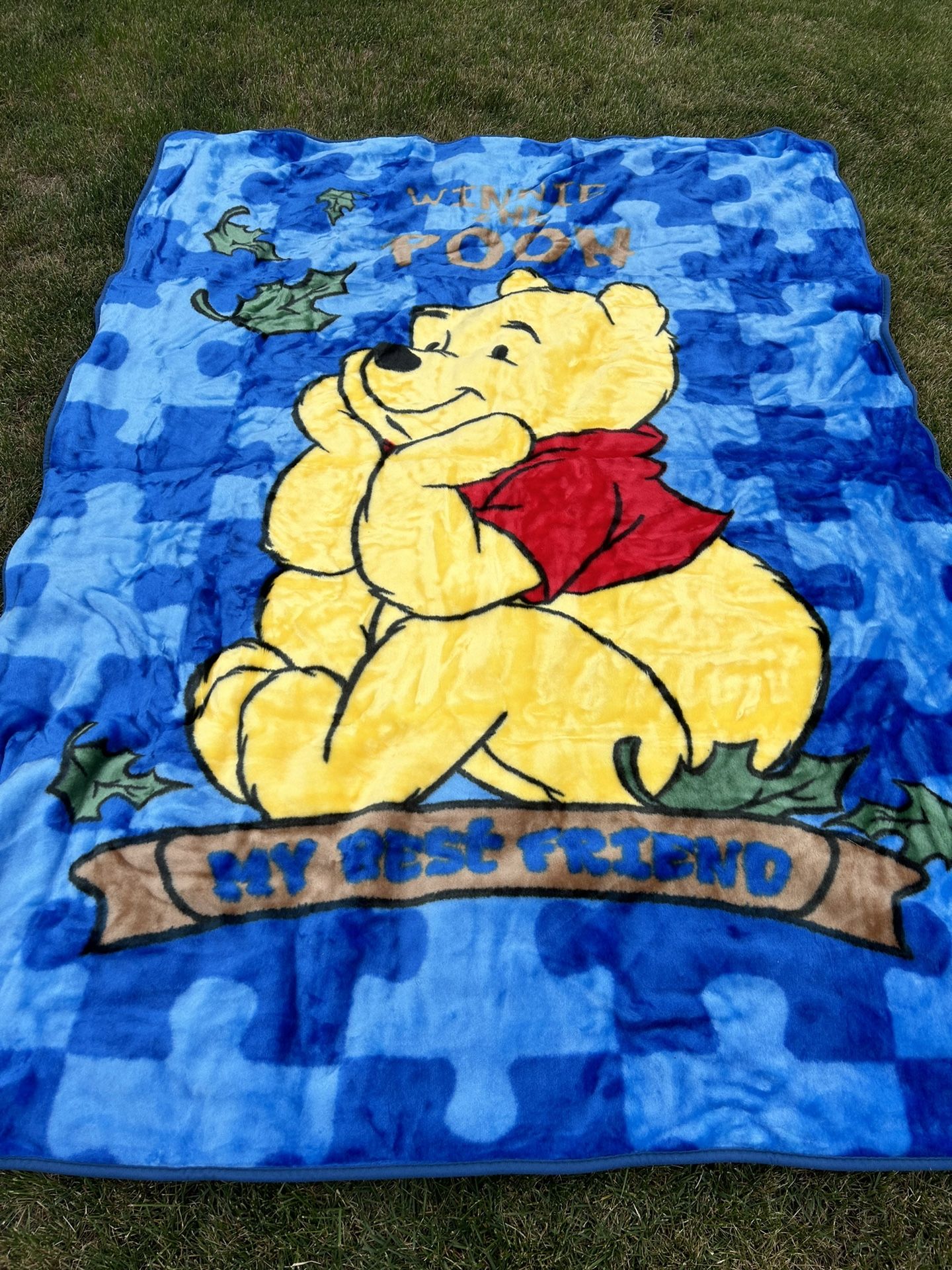 Winnie The Pooh Soft Fleece Blanket “New” Measure 63in X83in Large Double Bed Size New In Plastic Zipper Case