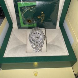 LUXURY MOISSANITE WATCH 💎💎💎