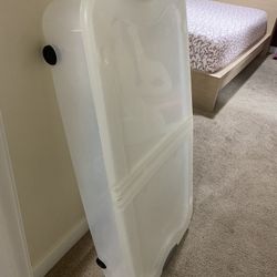 UNDER THE BED STORAGE CONTAINER $10